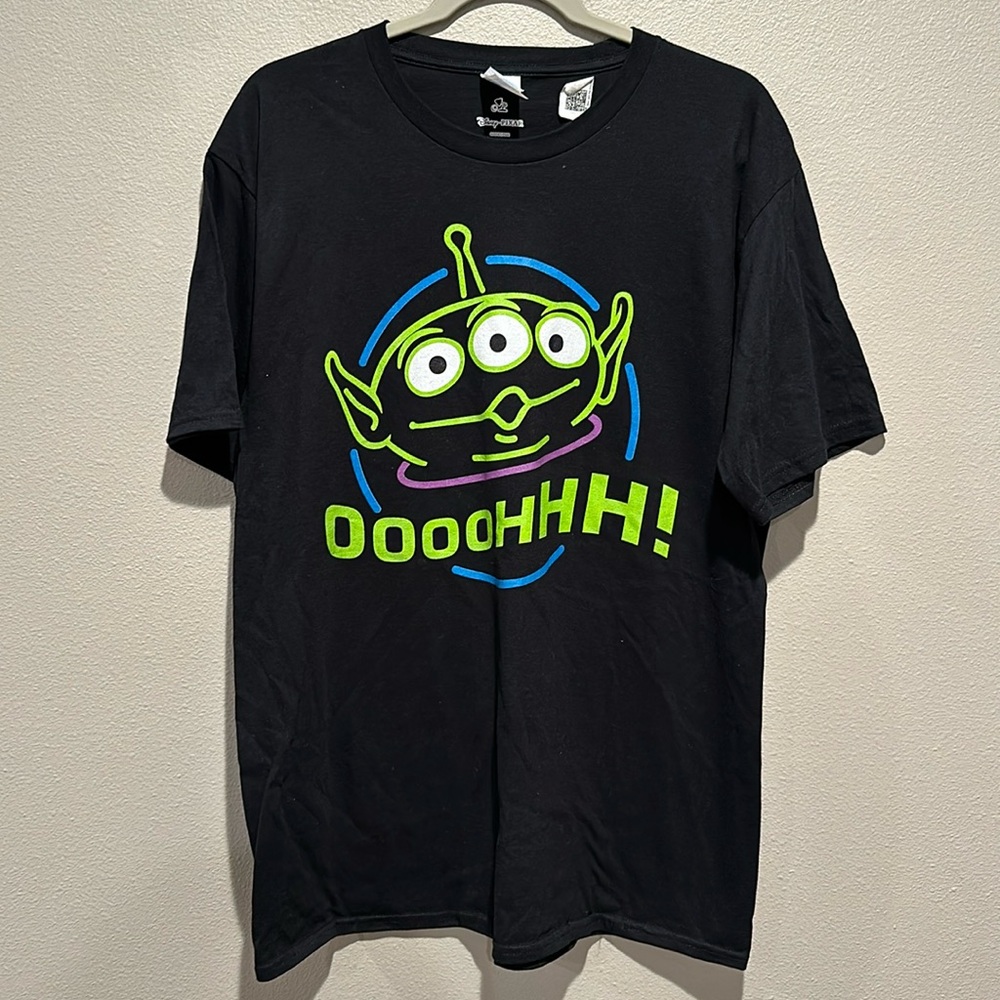 Disney Pixar Toy Story Alien T shirt size: Large
